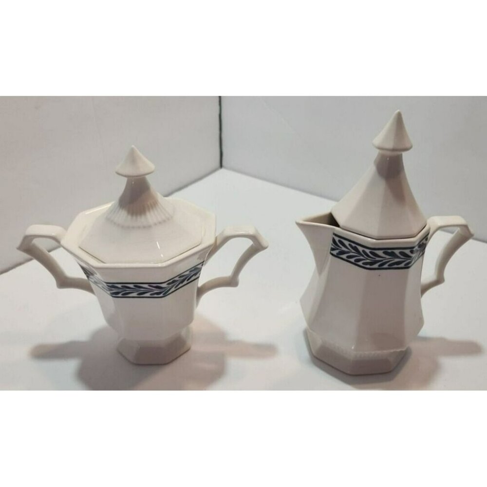 Vtg Independence Ironstone Castleton Japan "Blue Tulip" Sugar Bowl And Creamer